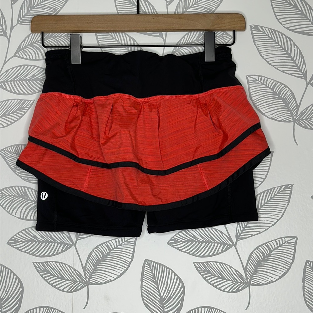 Lululemon Athletica Shorts Skirt Size 4 Black Orange